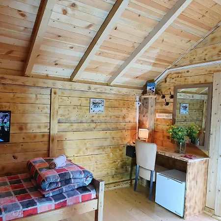 Θέρετρο Rafting Centar Rt 3*