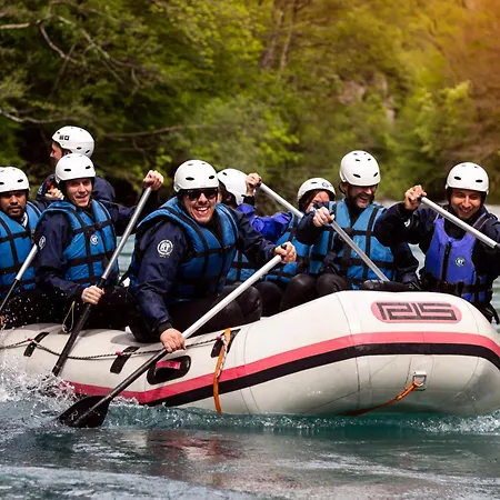 Θέρετρο Rafting Centar Rt