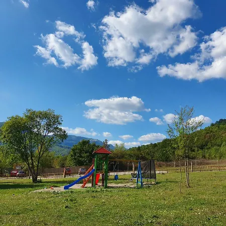 Θέρετρο Rafting Centar Rt