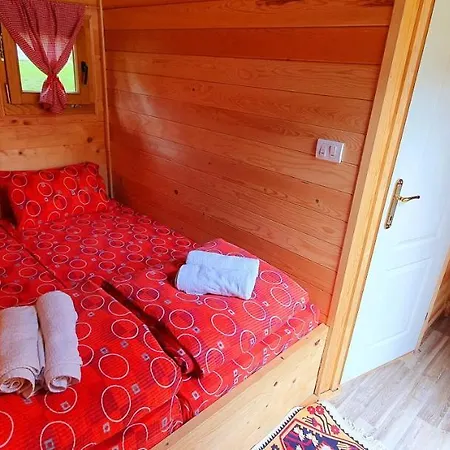 Θέρετρο Rafting Centar Rt