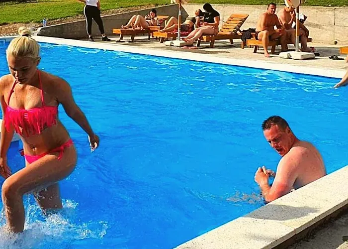 Rafting Centar Rt 3*